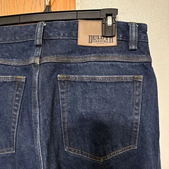 Duluth Trading Size 34x34 Dark Wash Relaxed Fit Denim Jeans - EUC - Picture 3 of 4